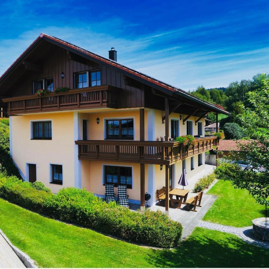 Ferienwohnungen Holzferienhaeuser Leithenwald Zwiesel Bagian luar foto